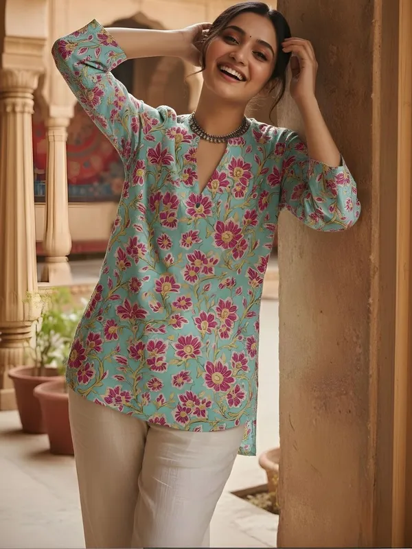 Blue_Cotton_Floral_Printed_Kurti
