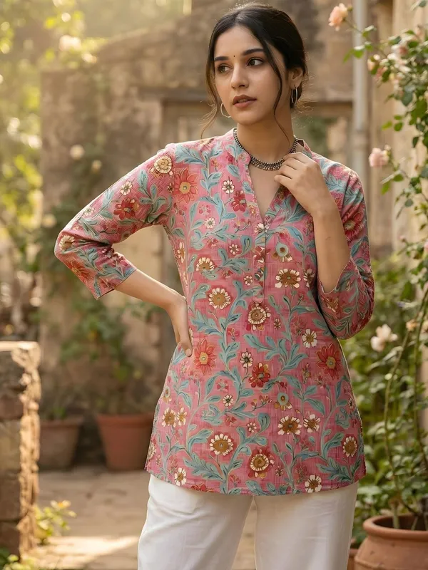 Pink_Cotton_Floral_Printed_Kurti