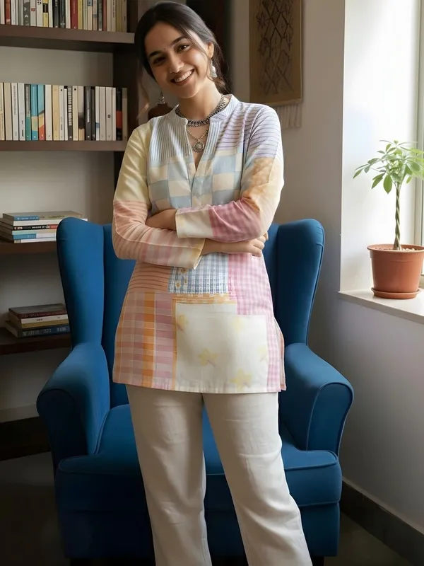 Cream_Cotton_Geometrical_Printed_Kurti