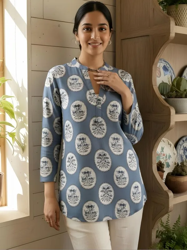 Blue_Cotton_Floral_Printed_Kurti