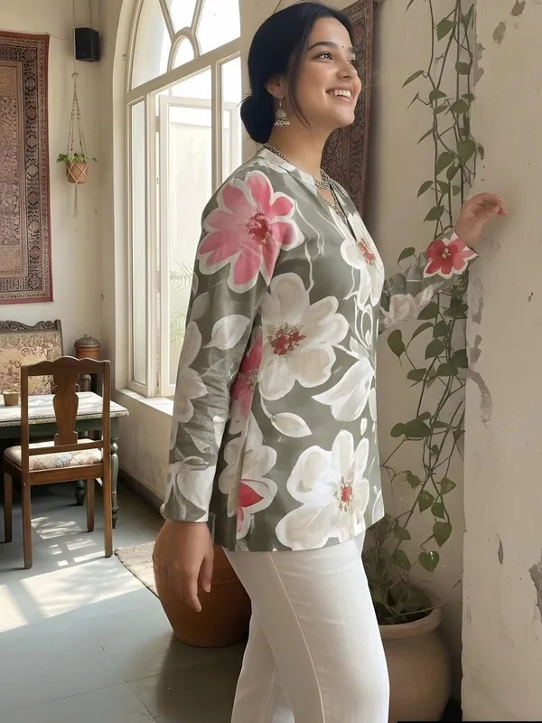 Green_Cotton_Big_Flower_Printed_Kurti