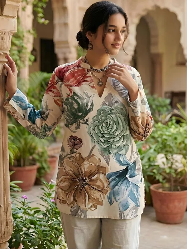 Cream_And_Multi_Cotton_Big_Flower_Printed_Kurti