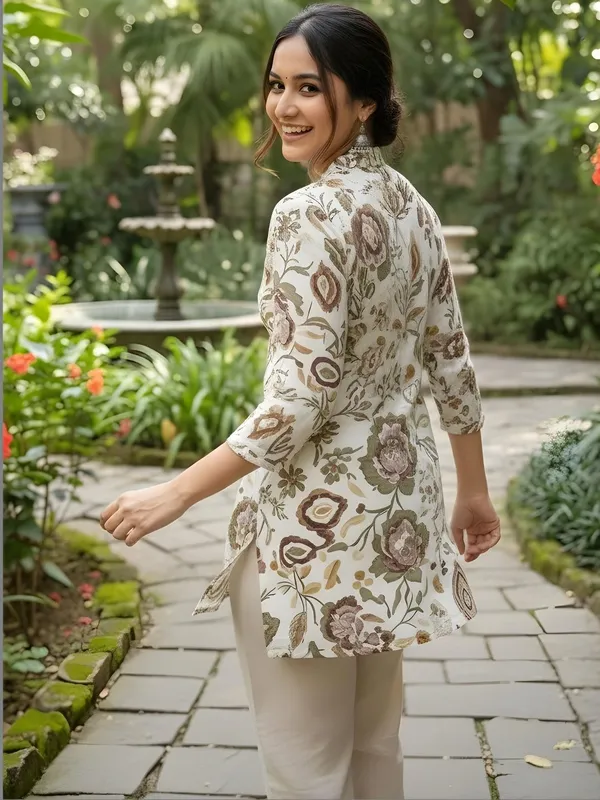 Cream_Cotton_Floral_Printed_Kurti
