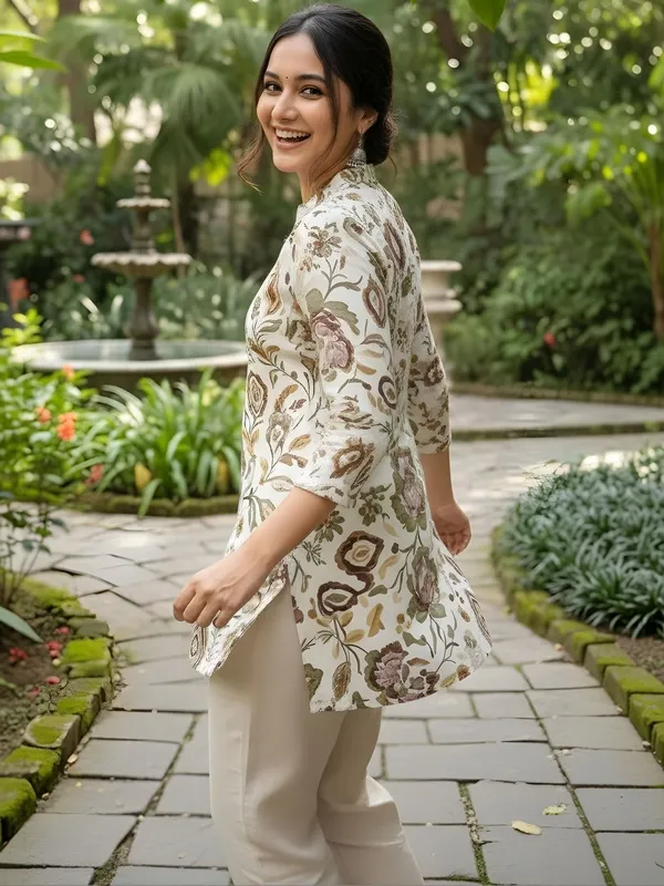 Cream_Cotton_Floral_Printed_Kurti
