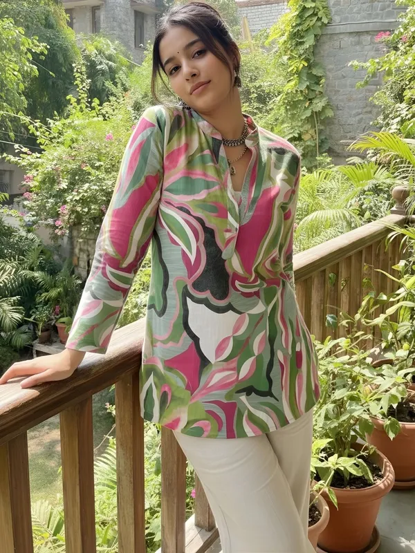 Green_Cotton_Abstract_Printed_Kurti