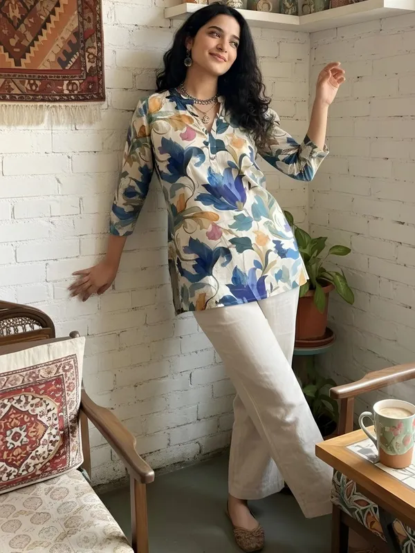 Cream_And_Blue_Cotton_Leaf_Printed_Kurti
