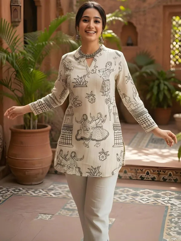 Cream_Cotton_Graphic_Printed_Kurti