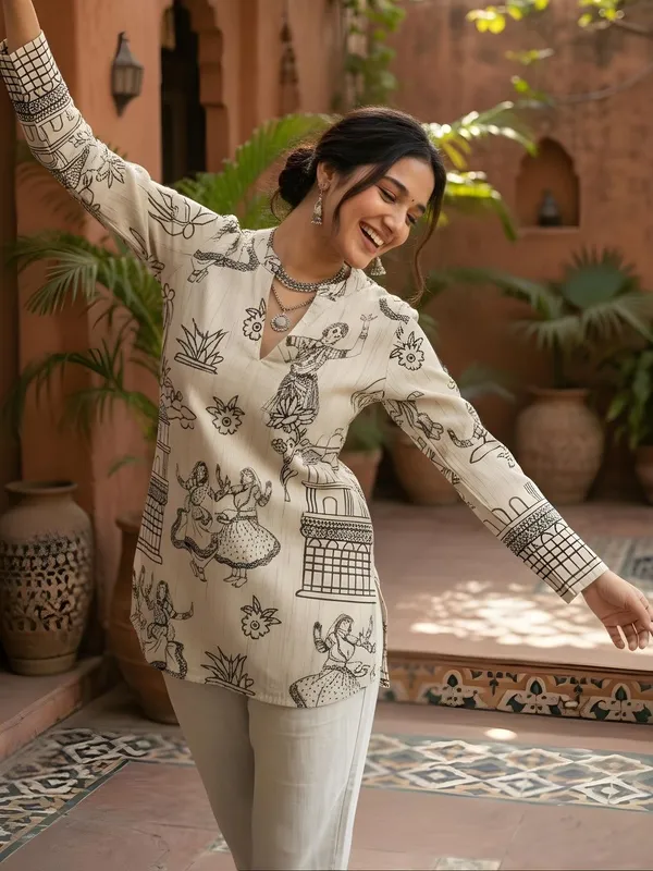 Cream_Cotton_Graphic_Printed_Kurti