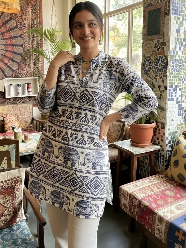 White_And_Blue_Cotton_Tribal_Printed_Kurti