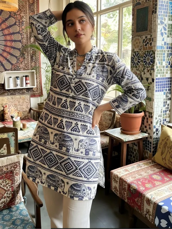 White_And_Blue_Cotton_Tribal_Printed_Kurti