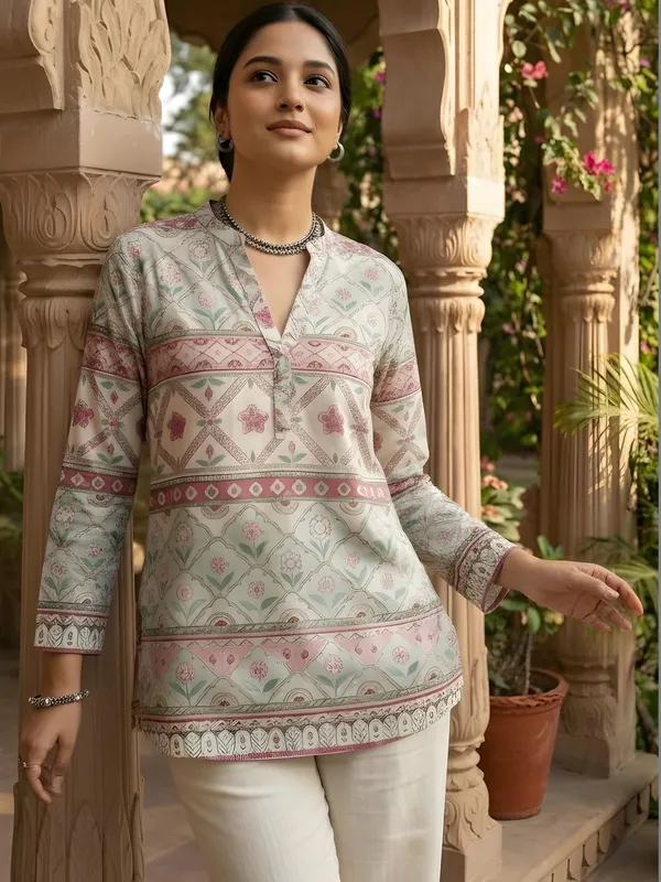Cream_And_Pink_Cotton_Tribal_Printed_Kurti