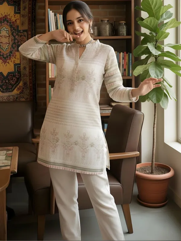 Cream_Cotton_Floral_Printed_Kurti