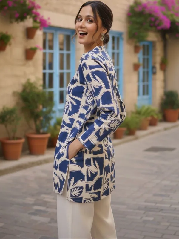 Blue_Cotton_Abstract_Printed_Kurti