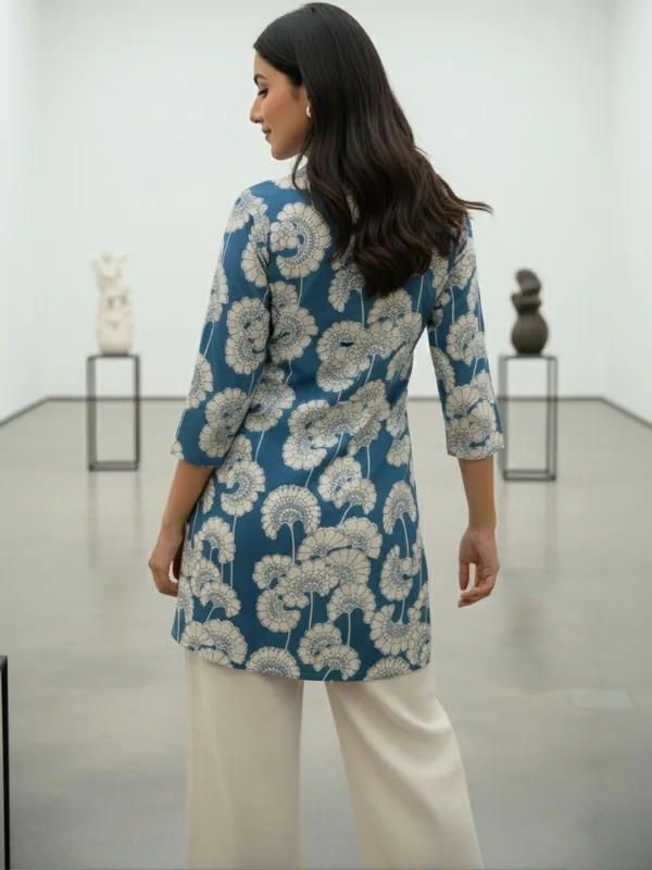 Blue_Cotton_Floral_Printed_Kurti