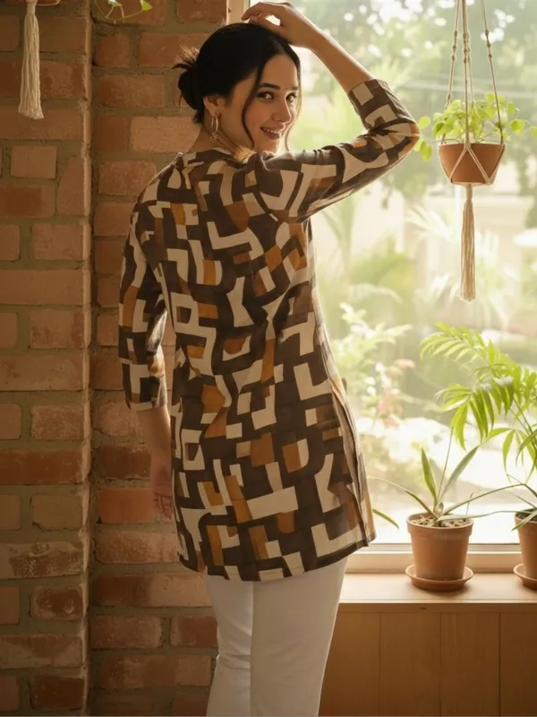 Brown_Cotton_abstract_Printed_Kurti