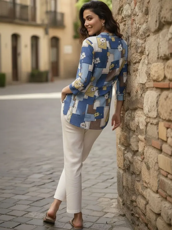 Blue_Cotton_Abstract_Printed_Kurti