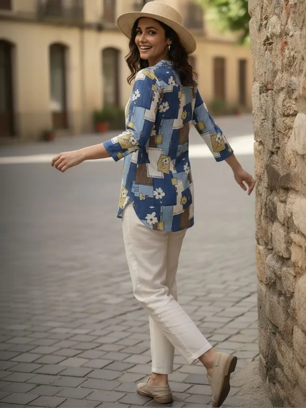 Blue_Cotton_Abstract_Printed_Kurti