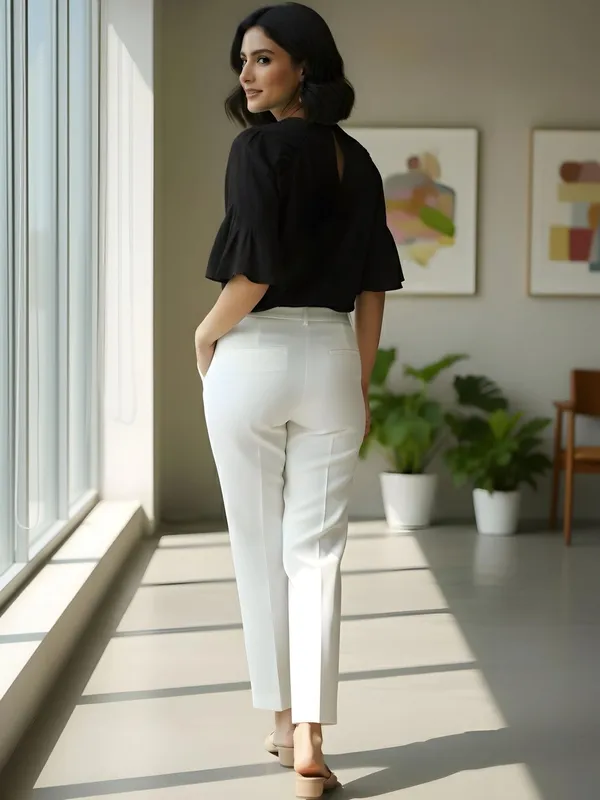 Black_Cotton_Schiffli_Top