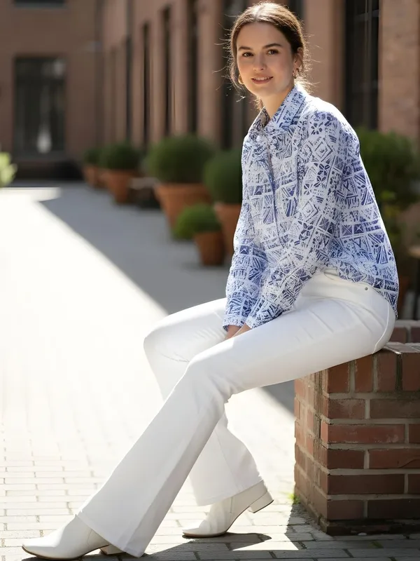 Blue_Mul_chanderi_Abstract_Printed_Top