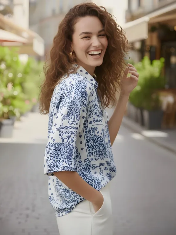White-Blue_Vatican_Tribal_Printed_top