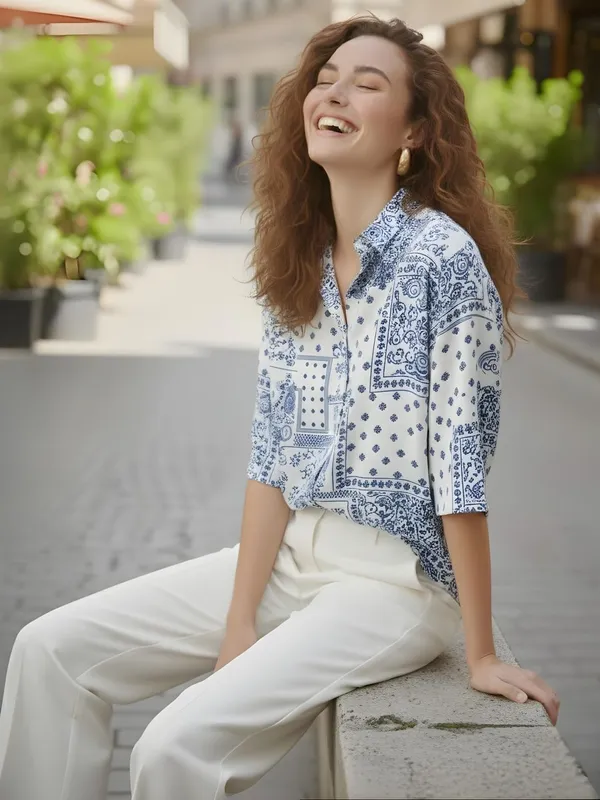White-Blue_Vatican_Tribal_Printed_top