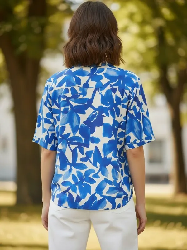 Blue_Rayon_Abstract_Printed_Tops