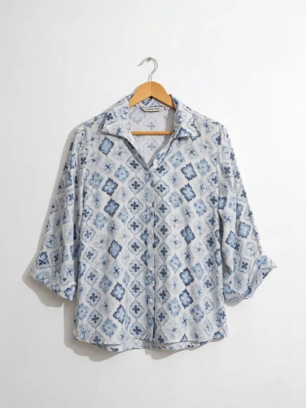 Blue_Vatican_Abstract_Printed_Tops