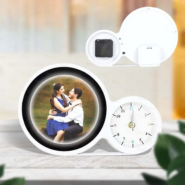Customized_LED_Round_Magic_Mirror_–_Smart_Tabletop_Clock_&_Photo_Gift