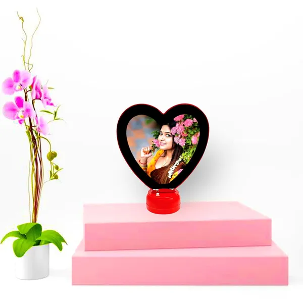 Red_Heart_Magic_Mirror_–_Smart_Tabletop_Mirror_&_Personalized_Night_Lamp