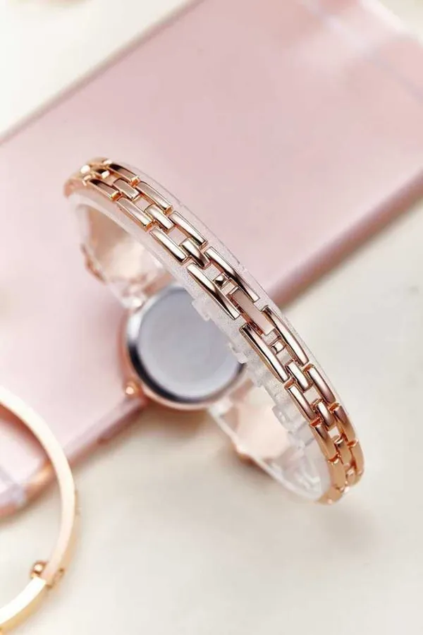 Gold_Quartz_Round_Shape_Watch_For_Girls