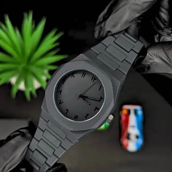 Black_Quartz_Round_Shape_Watch_For_Men