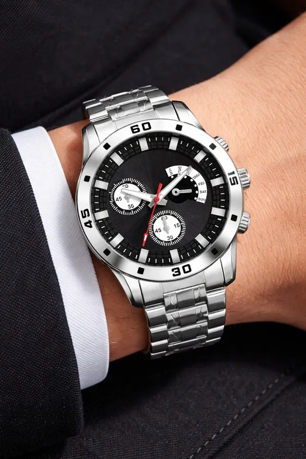 Silver_Quartz_Round_Shape_Watch_For_Men