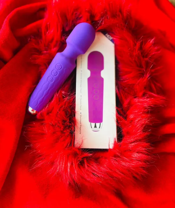 Purple_Silicon_Hot_Wand_Massager_For_Women