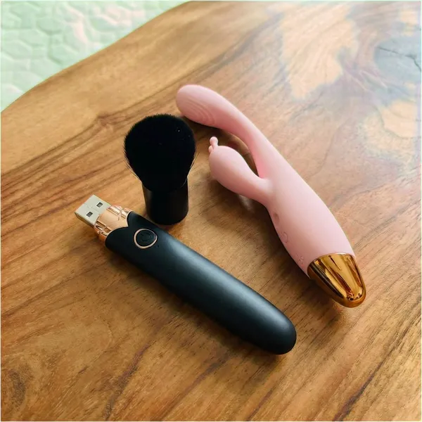 Pink_And_Black_Silicon_Pleasure_Pro_Combo_For_Women