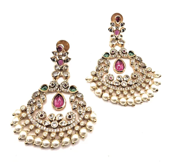 Gold_Polished_Alloy_And_Gold_Plated_Premium_Chandbali_Earrings_For_Women