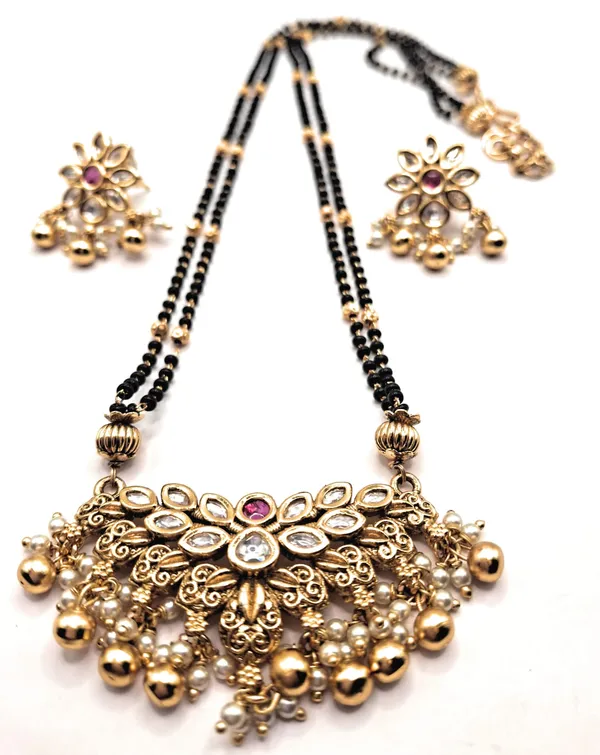 Red_Alloy_And_Gold_Plated_And_Artificial_Stones_Premium_Mangalsutra_For_Women
