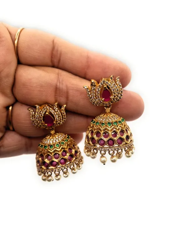 Red_And_Green_And_Pearl_Alloy_And_Gold_Plated_Premium_Jhumka_Earrings_For_Women