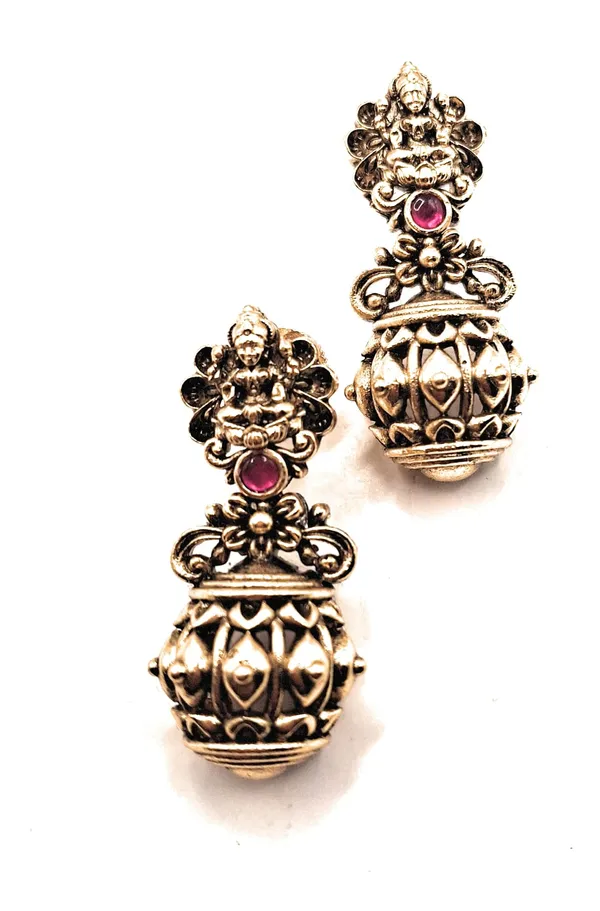 Ruby_Alloy_And_Gold_Plated_Premium_Drop_Earrings_For_Women