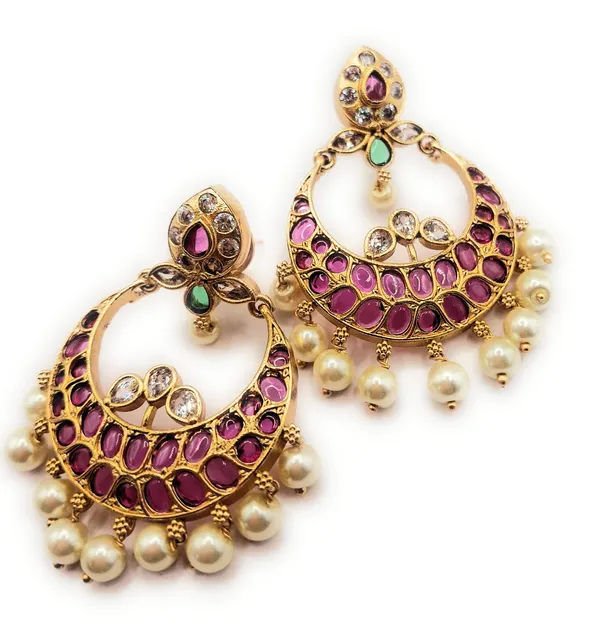 Gold_Polished_Alloy_And_Gold_Plated_Premium_Chandbali_Earrings_For_Women