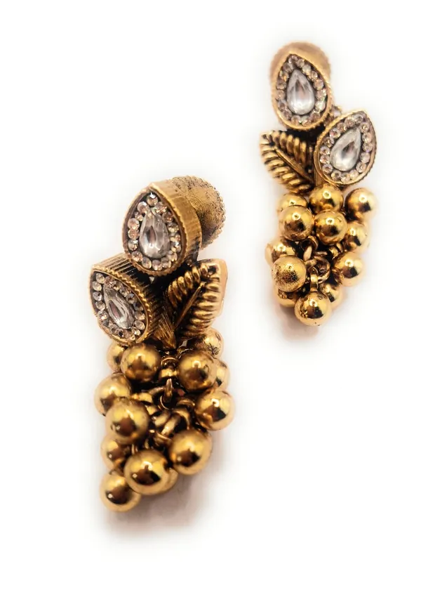 Gold_And_White_Alloy_And_Gold_Plated_Premium_Drop_Earrings_For_Women