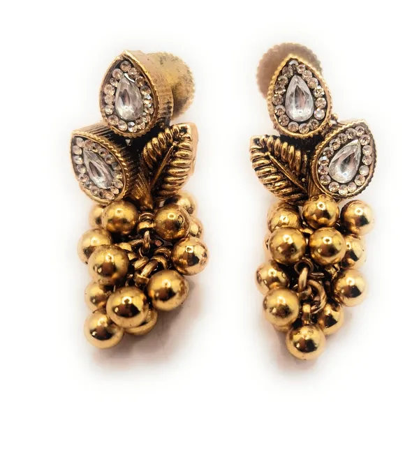 Gold_And_White_Alloy_And_Gold_Plated_Premium_Drop_Earrings_For_Women