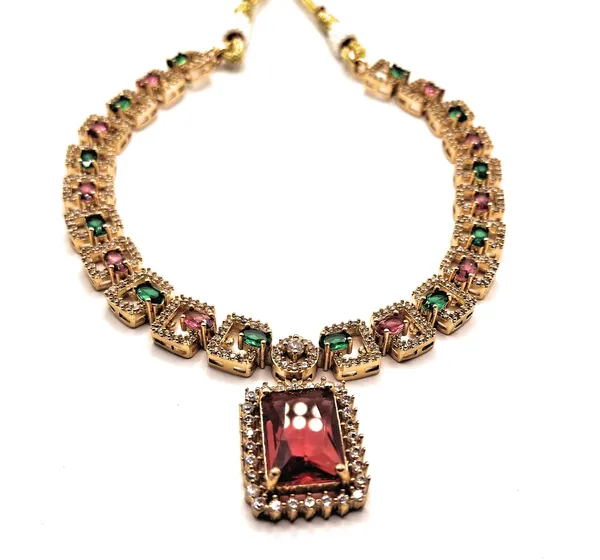 Red_And_White_Alloy_And_Gold_Plated_And_Artificial_Stones_Premium_Jewellery_Set_For_Women