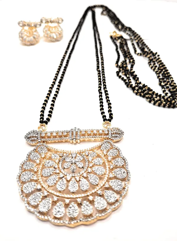 Gold_Polished_Alloy_And_Gold_Plated_And_Kundan_And_Artificial_Stones_And_Black_Beads_Premium_Mangalsutra_Set_For_Women