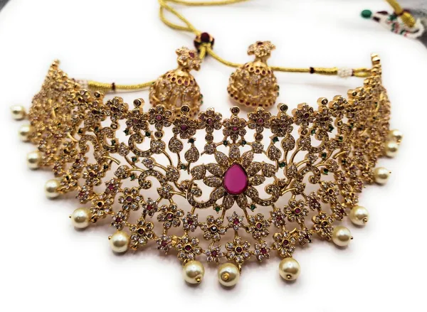 Gold_Polished_Alloy_And_Gold_Plated_And_Artificial_Stones_Premium_Bridal_Jewellery_Set_For_Women