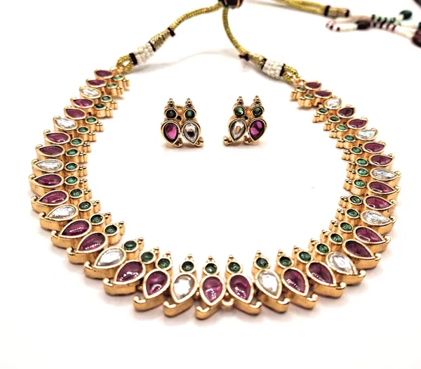 Red_Alloy_And_Gold_Plated_Premium_Jewellery_Set_For_Women