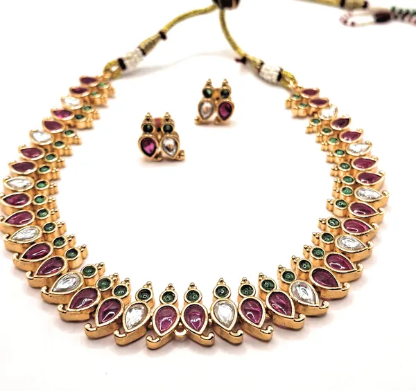 Red_Alloy_And_Gold_Plated_Premium_Jewellery_Set_For_Women