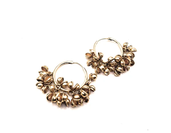 Gold_Alloy_And_Gold_Plated_Premium_Ring_For_Women