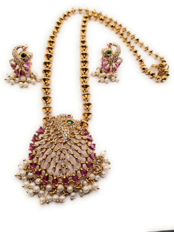 White_And_Red_And_Green_And_Pearl_Alloy_And_Gold_Plated_And_Artificial_Stones_Premium_Pendant_Set_For_Women