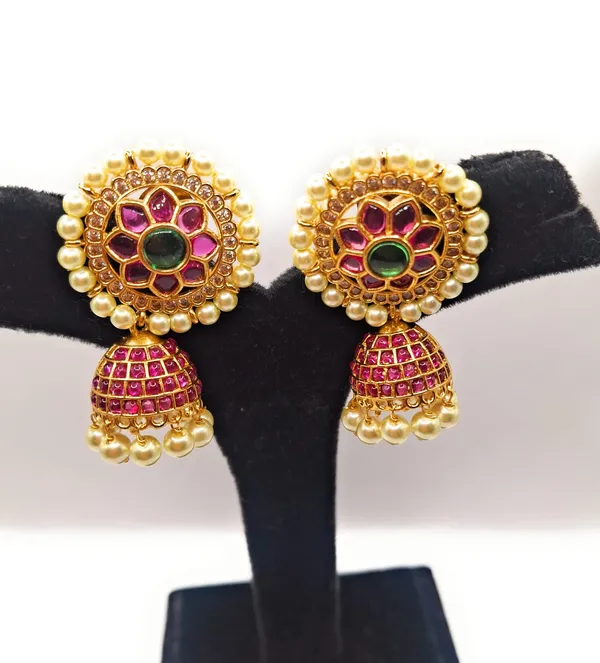 Gold_Polished_Alloy_And_Gold_Plated_And_Pearl_Premium_Jhumka_Earrings_For_Women