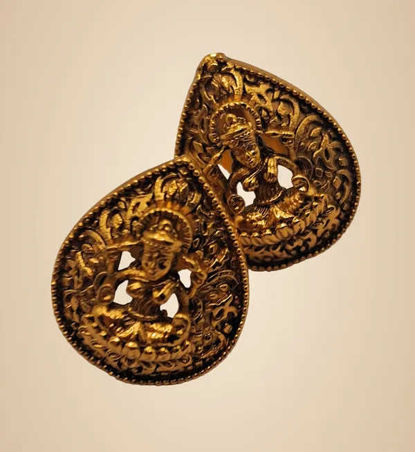 Gold_Alloy_And_Gold_Plated_And_Temple_Design_Premium_Temple_Earrings_For_Women